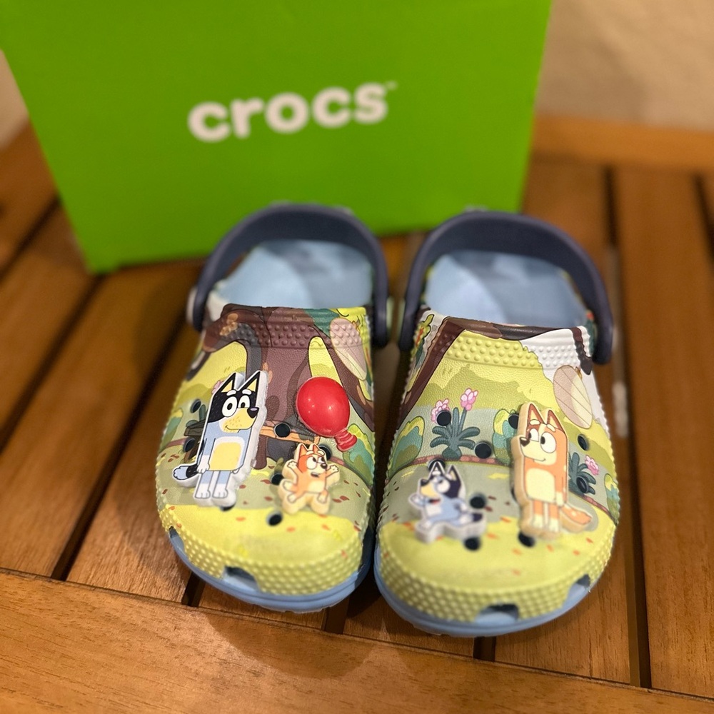 LIMITED EDITION BLUEY CROCS -Toddler Size 7